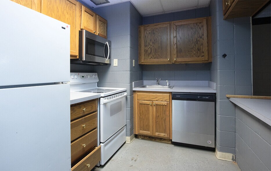 More Photos Of 1690 State Route 125, Amelia Religious Facility For Sale