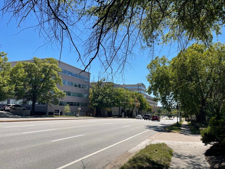 More Photos Of 606 Bosley Ave, Towson Office For Lease