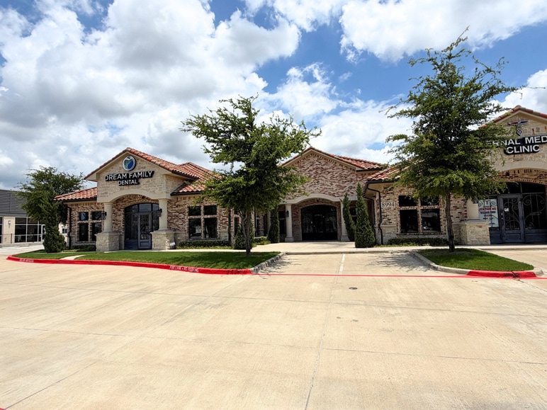 Primary Photo Of 8994 Tour Dr, McKinney Medical For Lease