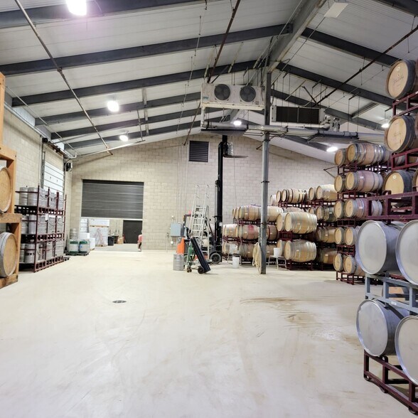 More Photos Of 4900 Union Rd, Paso Robles Winery Vineyard For Sale