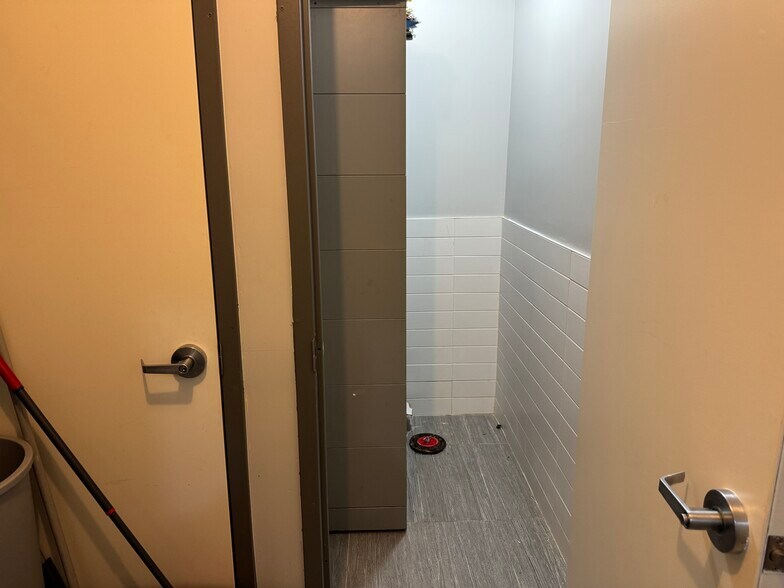 More Photos Of 314 52nd St, Brooklyn Apartments For Lease