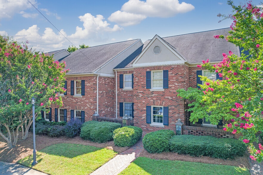 More Photos Of 216 N Mcdowell St, Charlotte Office For Lease