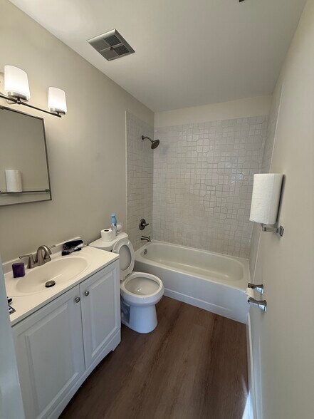 More Photos Of 6175 NW 153rd St, Miami Lakes Medical For Lease