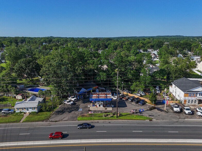 More Photos Of 560 NJ State Route 36, Belford Auto Repair For Sale
