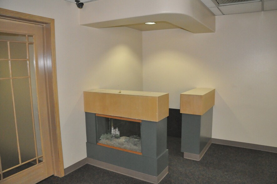 More Photos Of 707 W Francis Ave, Spokane Medical For Lease
