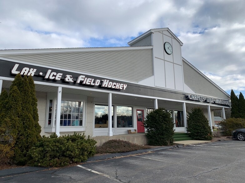 Primary Photo Of 141 Great Rd, Acton Storefront For Lease