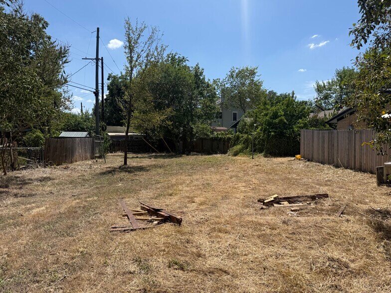 More Photos Of 5021 W Frances Pl, Austin Land For Sale