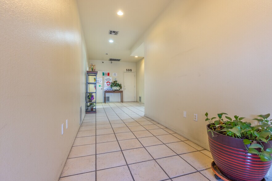 More Photos Of 416 E 2nd St, Calexico Office For Sale