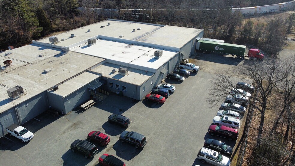 More Photos Of 1649 Castpa Pl, Vineland Manufacturing For Sale