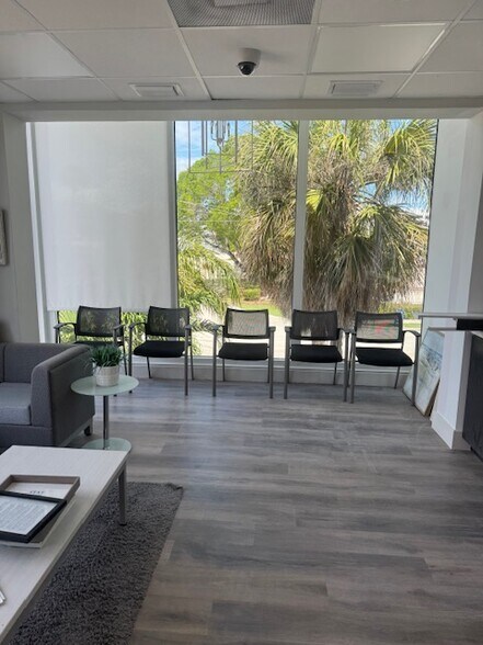 More Photos Of 900 NE 26th Ave, Fort Lauderdale Medical For Lease