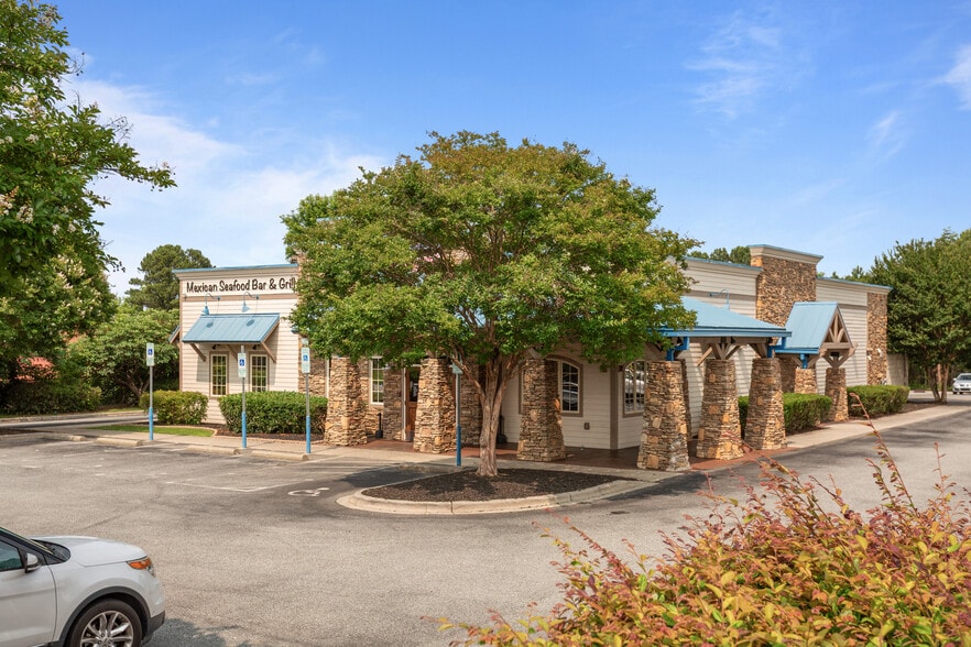 More Photos Of 619 Regional Rd, Greensboro Restaurant For Sale