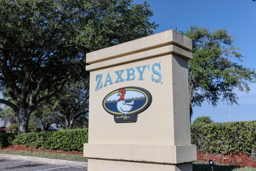 More Photos Of 1525 County Road 220, Fleming Island Restaurant For Sale