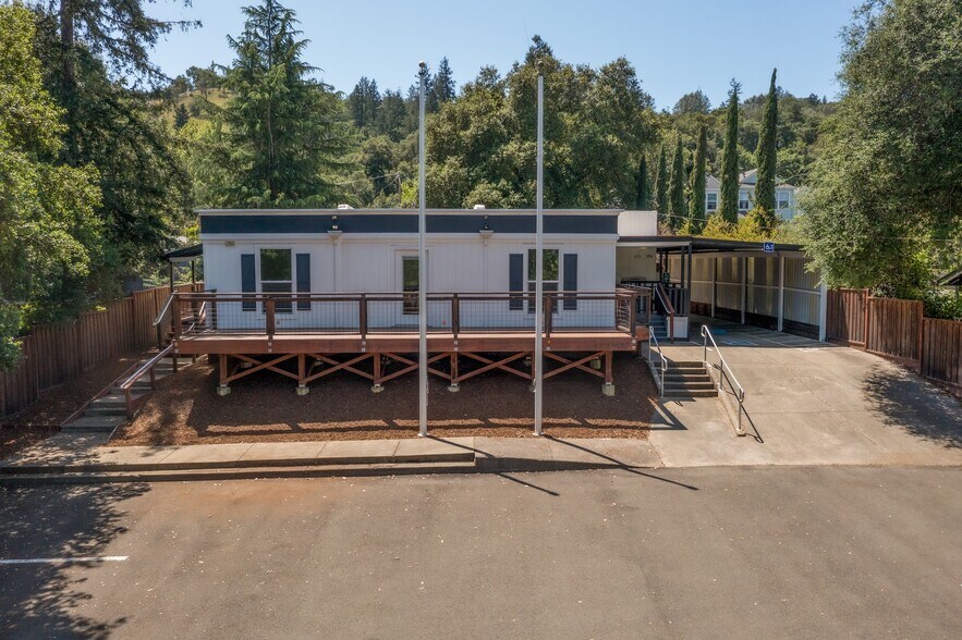 Primary Photo Of 21249 Geyserville Ave, Geyserville Freestanding For Sale