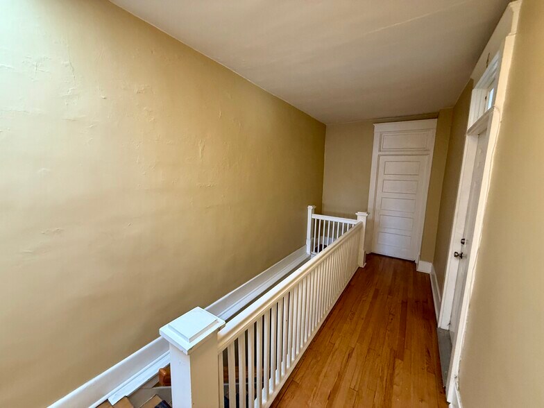 More Photos Of 119 E Kalamazoo St, Lansing Apartments For Sale