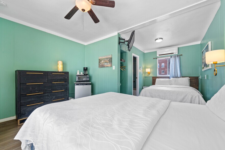 More Photos Of 741 Park Ave, Hot Springs Hotel For Sale