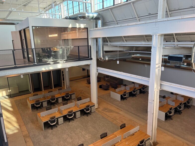 More Photos Of 1315 N North Branch St, Chicago Office For Lease