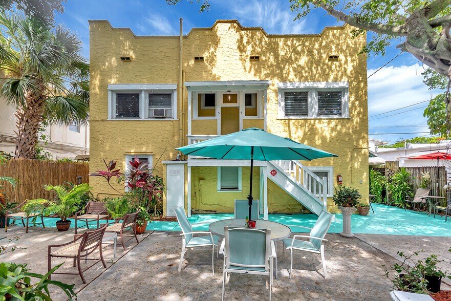 More Photos Of 329 N K St, Lake Worth Apartments For Sale