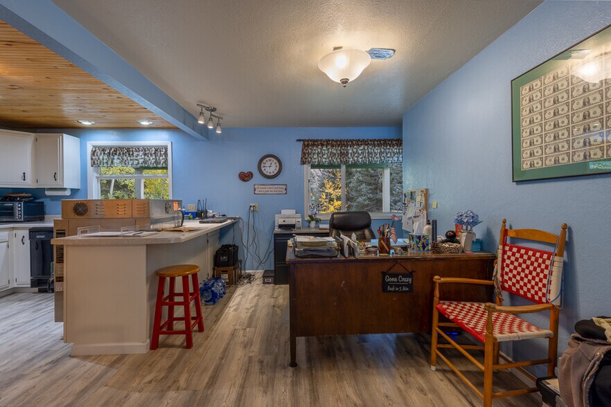 More Photos Of 27646 Highway 145, Dolores Trailer Camper Park For Sale