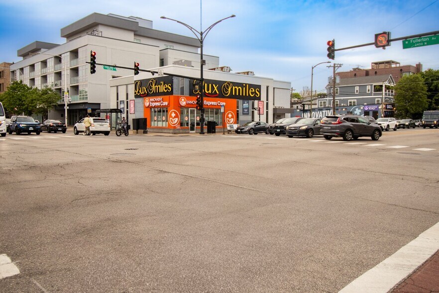 Primary Photo Of 2400 N Ashland Ave, Chicago Medical For Lease