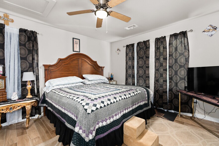 More Photos Of 1400 Jacobs Ave, Fort Smith Apartments For Sale