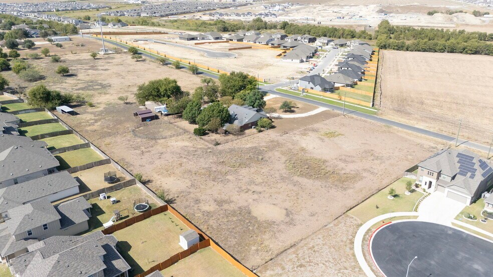 More Photos Of 900 County Road 132, Hutto Land For Sale