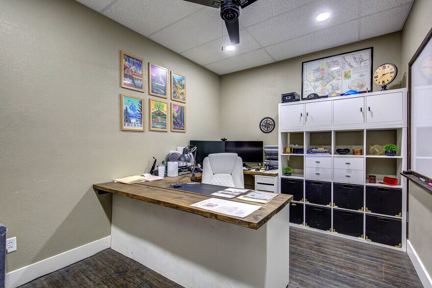 More Photos Of 400 Gilmer St, Sulphur Springs Storefront For Lease