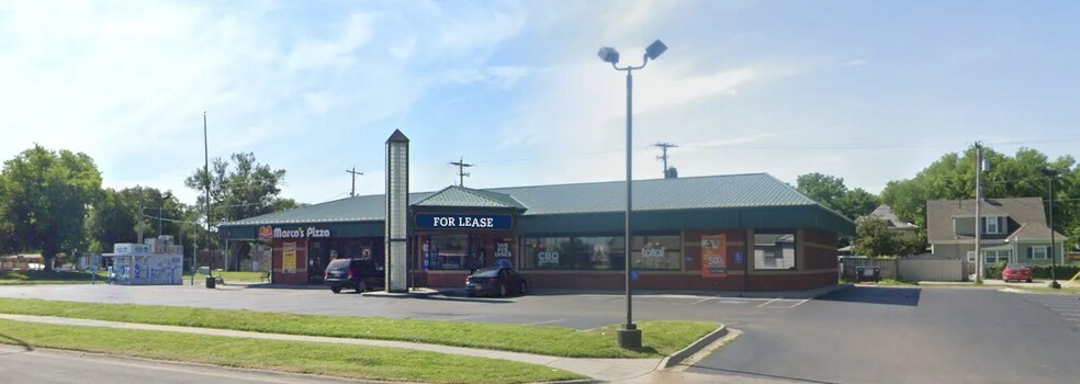 More Photos Of 215 W 6th St, Junction City Freestanding For Lease