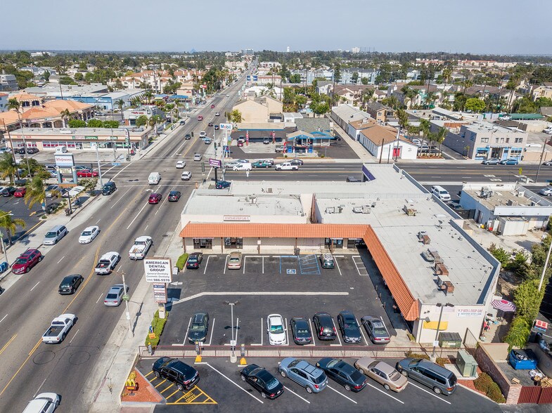 More Photos Of 3328 E Anaheim St, Long Beach Freestanding For Lease