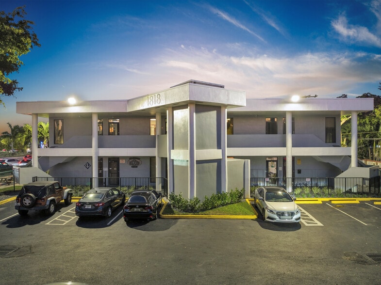 Primary Photo Of 1818 Sheridan St, Hollywood Medical For Lease