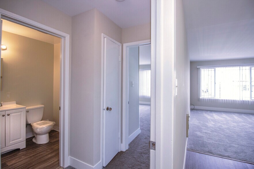 More Photos Of 486 Beech St, Redwood City Apartments For Sale