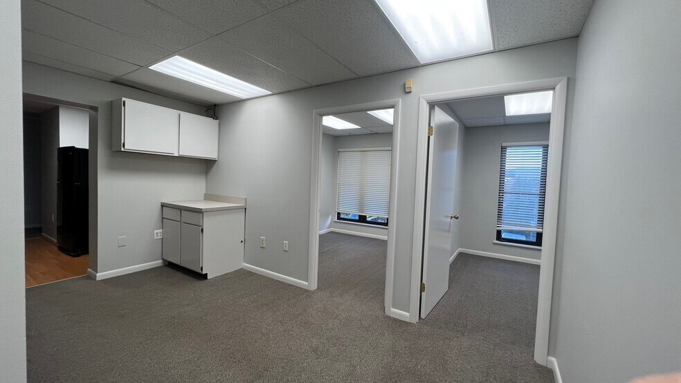 More Photos Of 2569 Chain Bridge Rd, Vienna Medical For Lease