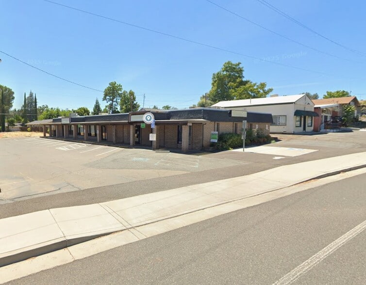 Primary Photo Of 4216 Shasta Dam Blvd, Shasta Lake General Retail For Lease