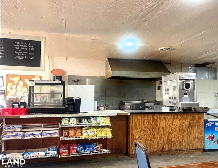More Photos Of 24973 Highway 35, Vaiden Convenience Store For Sale
