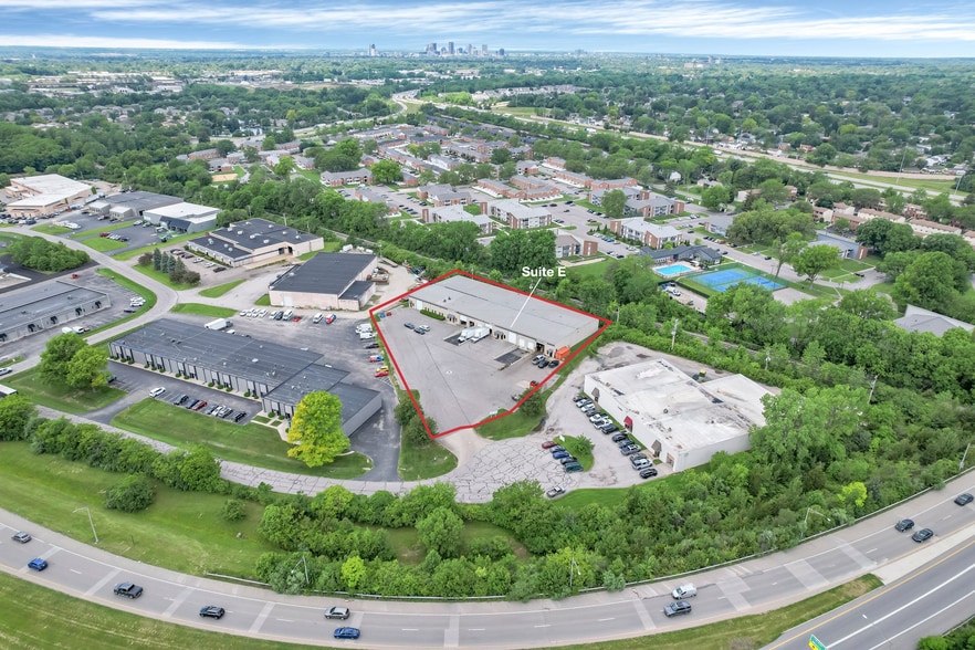 Primary Photo Of 2135 S James Rd, Columbus Warehouse For Lease