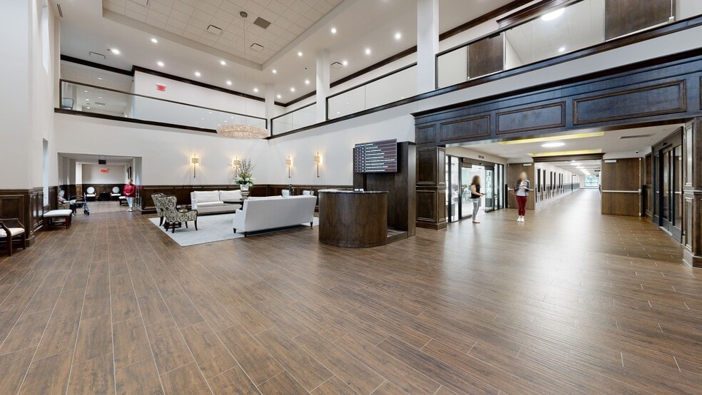 More Photos Of 2826 Ross Clark Cir, Dothan Medical For Lease