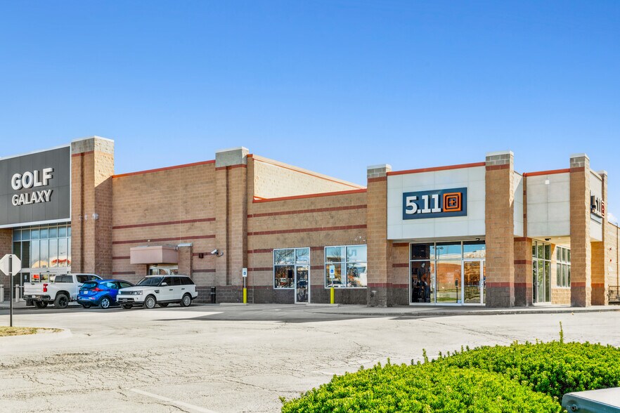 More Photos Of 12010 Metcalf Ave, Overland Park Storefront For Sale