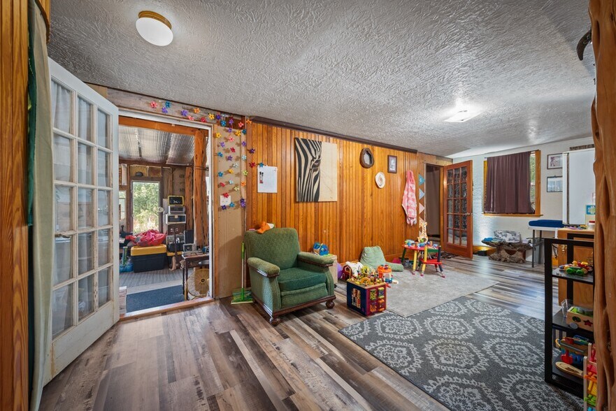 More Photos Of 501 Limestone Ln, Driftwood Specialty For Sale