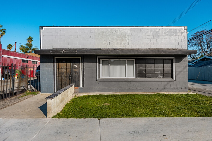 More Photos Of 111 E Wilhelmina St, Anaheim Auto Repair For Lease