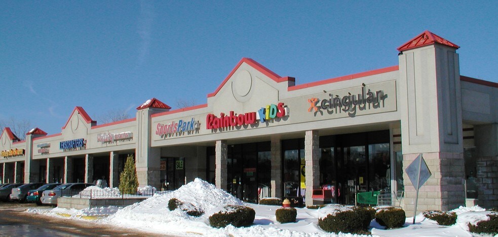 More Photos Of 45 Kane St, West Hartford Unknown For Lease