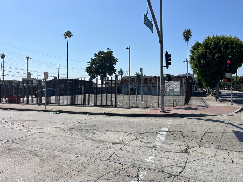 More Photos Of 310 N Long Beach Blvd, Compton Storefront Retail Office For Sale