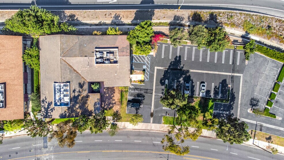 More Photos Of 14101 Yorba St, Tustin Office For Sale
