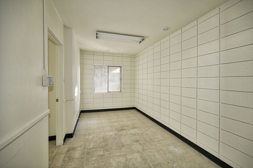 More Photos Of 814-872 N Ventura Rd, Port Hueneme Unknown For Lease
