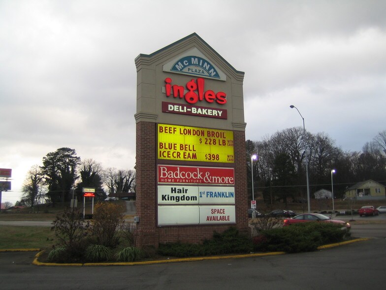 More Photos Of 917-933 Decatur Pike, Athens Freestanding For Lease