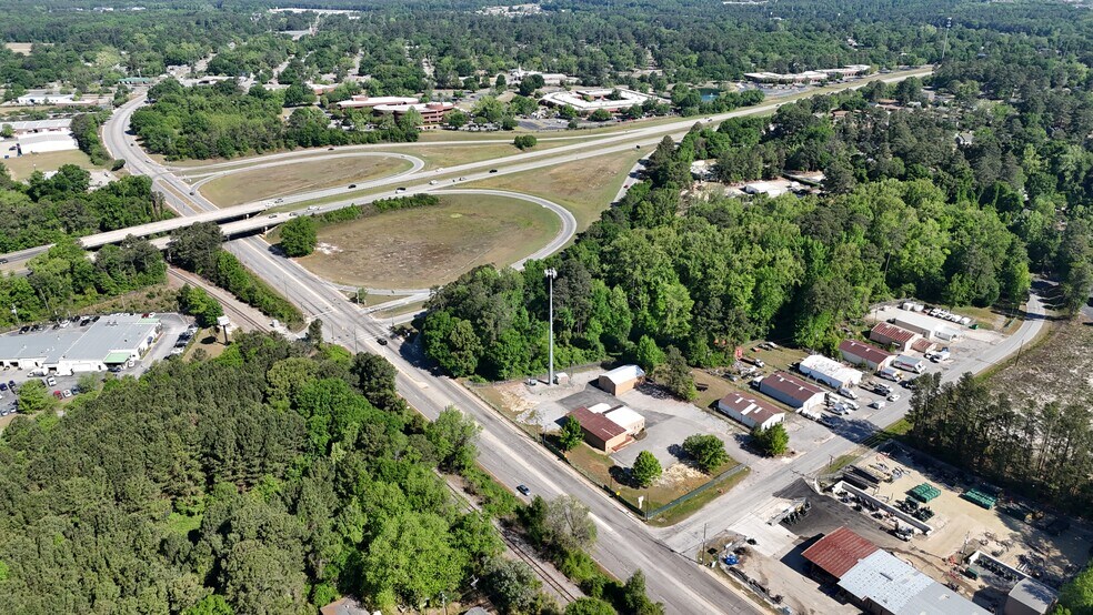 More Photos Of 101 Warner Dr, Columbia Warehouse For Lease