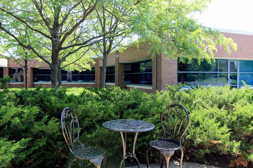 More Photos Of 27475 Ferry Rd, Warrenville Coworking Space