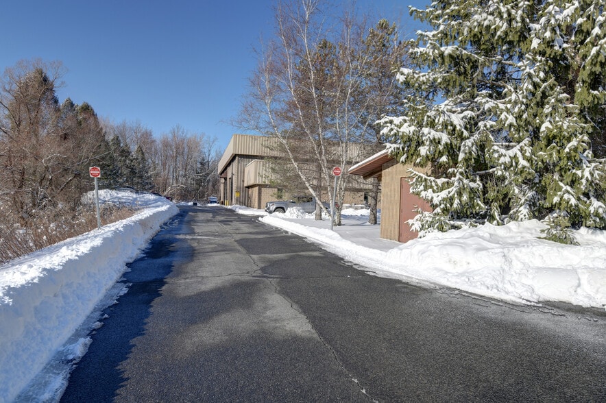 More Photos Of 1 Federico Dr, Pittsfield Light Distribution For Sale