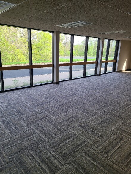 More Photos Of 1800 Pioneer Creek Ctr, Maple Plain Office For Lease