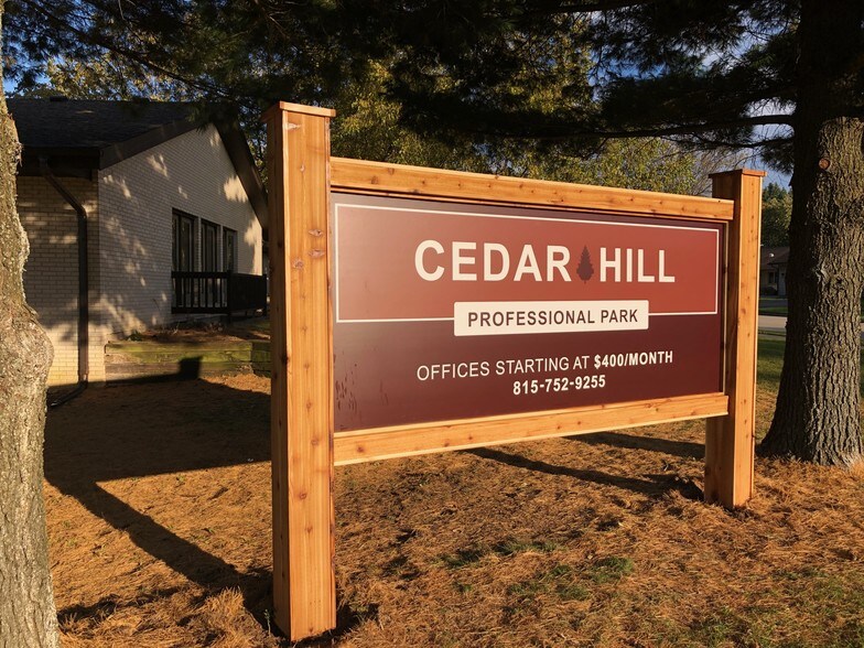 More Photos Of 5702 Elaine Dr, Rockford Unknown For Lease