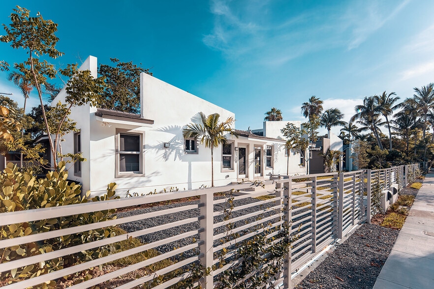 More Photos Of 5742 SW 62nd St, Coral Gables Apartments For Sale