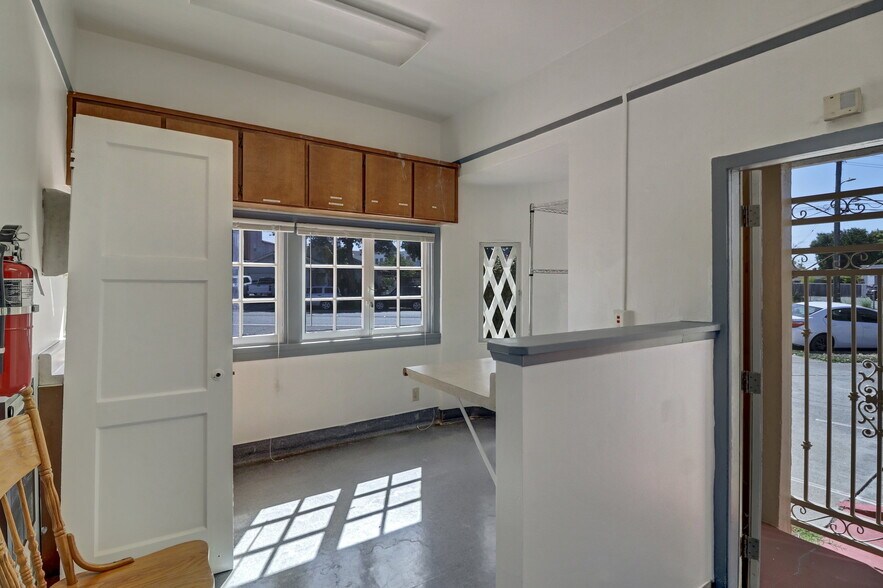 More Photos Of 2600 Macdonald Ave, Richmond Office Residential For Sale